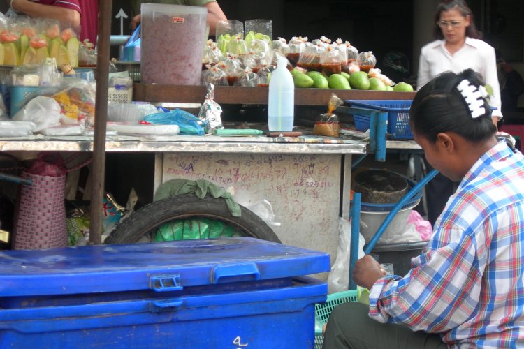 Green Mango Seller